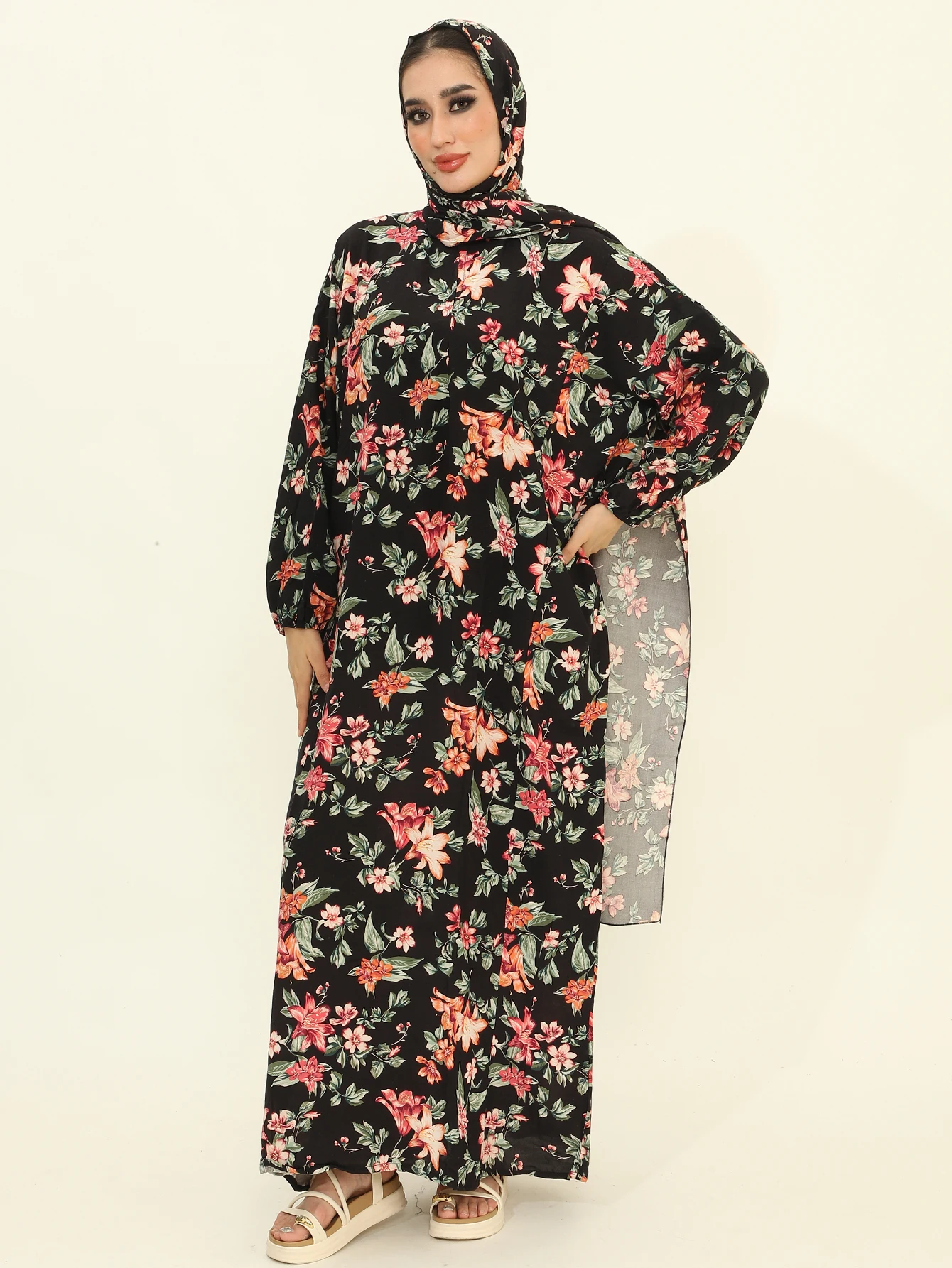 

Новый Рамадан Марокко Ближний Восток мусульманский очень большой женский халат платье исламский арабский Дубай модный цельный кружевной принт молитвенный