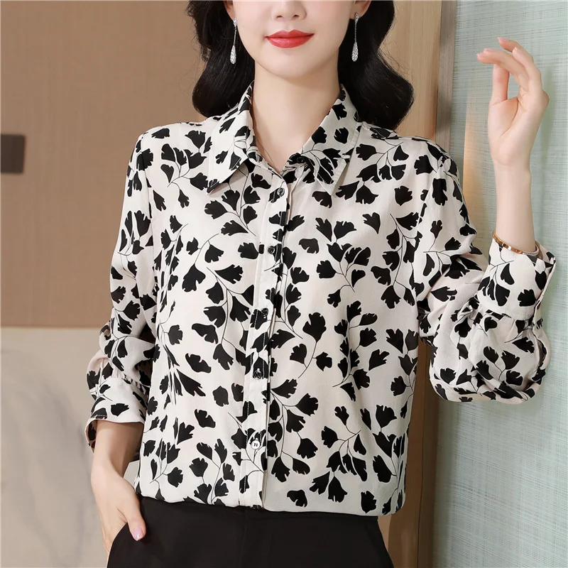 Satin Vintage Women\'s Shirts Spring/summer Prints Blouses Loose Long Sleeves Women Tops Fashion Clothing 2024 Korean