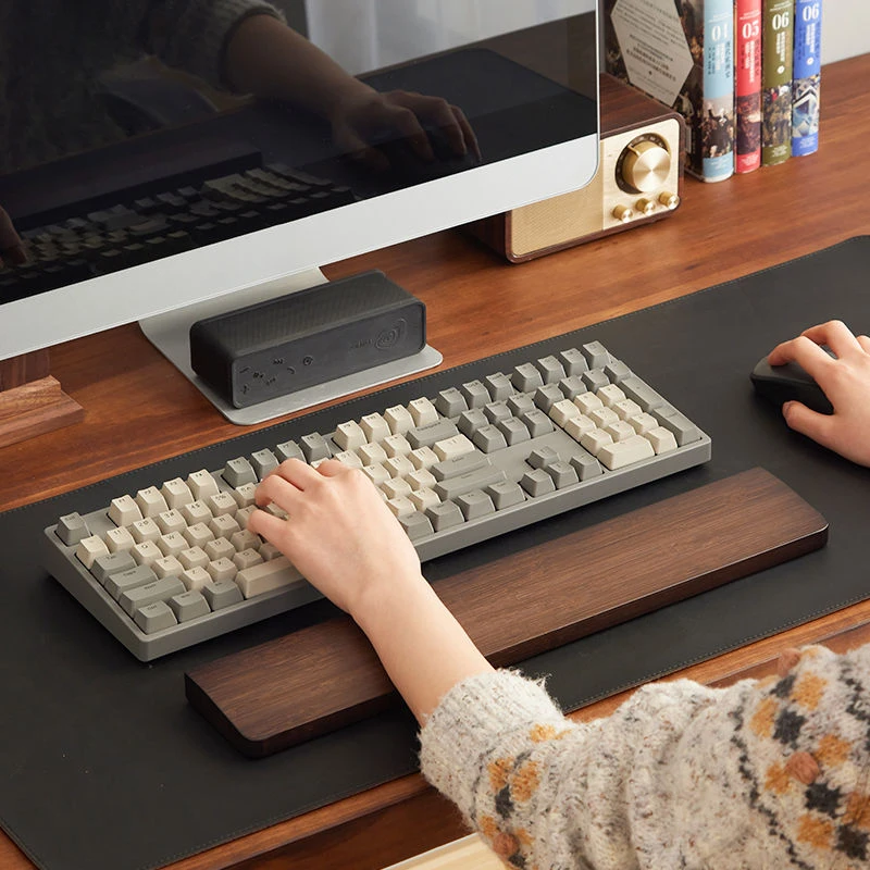 Black Walnut Wood Palm Rest Custom Soild Wood Mechanical Keyboard Accessory Wrist Rest Pad Height Wooden Gaming Palm Stree Gifts