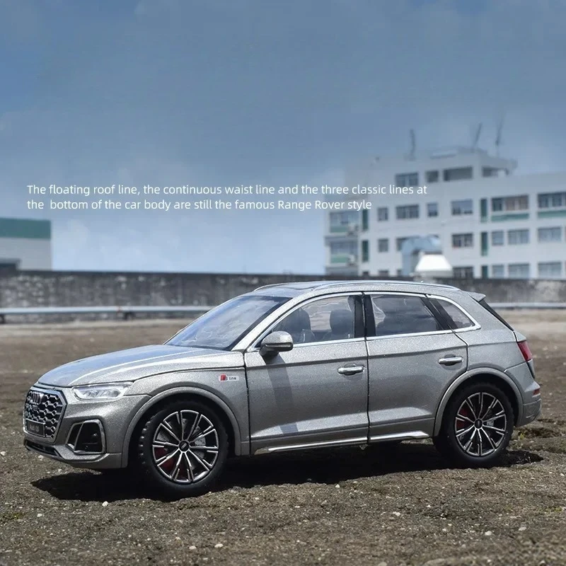 รถโมเดลโลหะผสม Q5 อัตราส่วน 1:24 ของเล่นรถจำลองโลหะ พร้อมเสียงและไฟ คุณภาพสูง เหมาะสำหรับนักสะสม