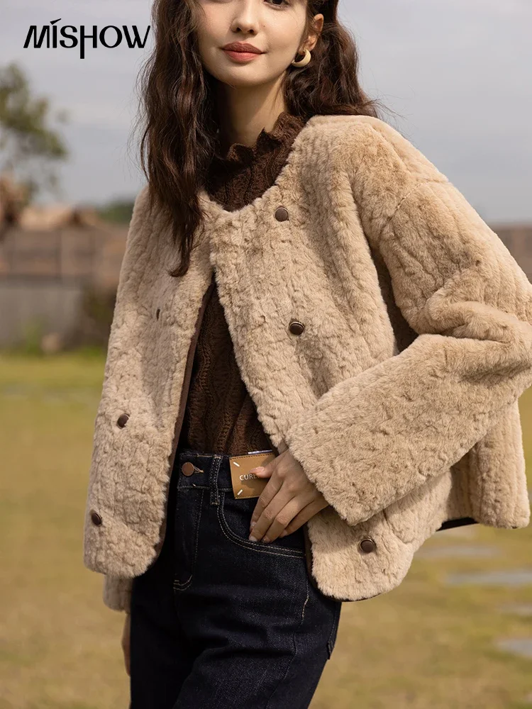 MISHOW Lamb Wool Coat for Women Winter Korean Short Single Breasted Oneck Jacket LooseThicken Warm Female Coats MXB45W0826