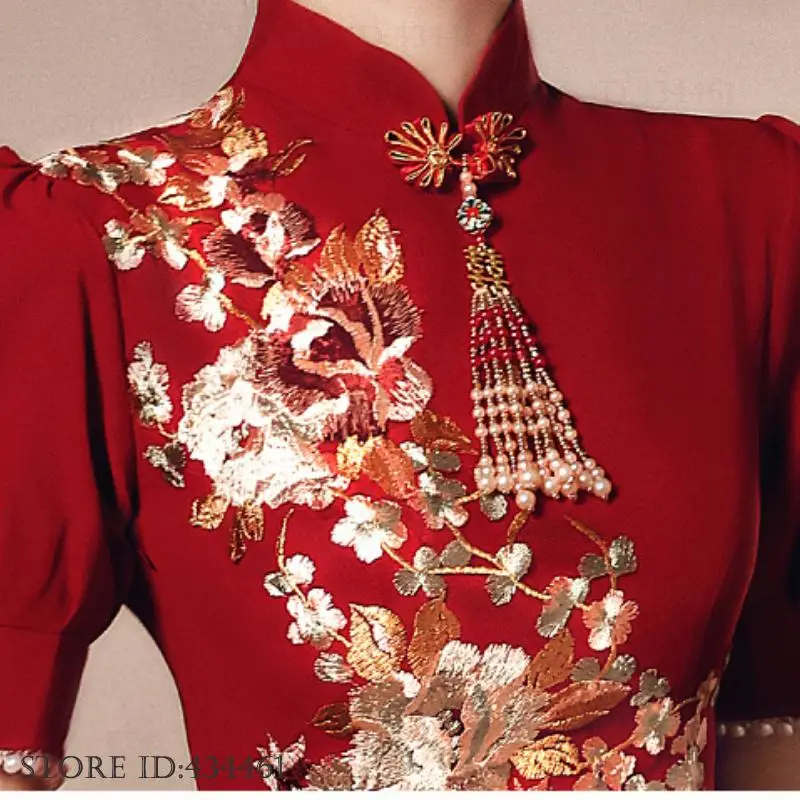 Chinese Style Female Long Cheongsam Dress Evening Party Dress Vintgae Elegant Long Prom Dress Applique Embroidery Wedding Dress