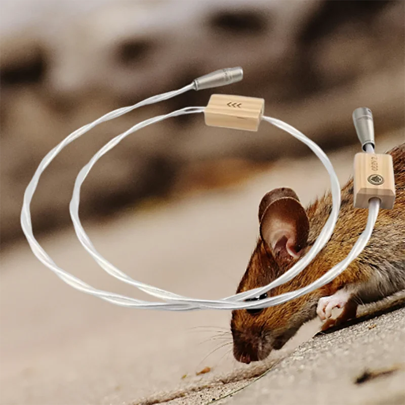 

High-Fidelity AES/EBU Cable -2 XLR 110 Ohm, Gold-Plated HOLO:PLUG Terminals​