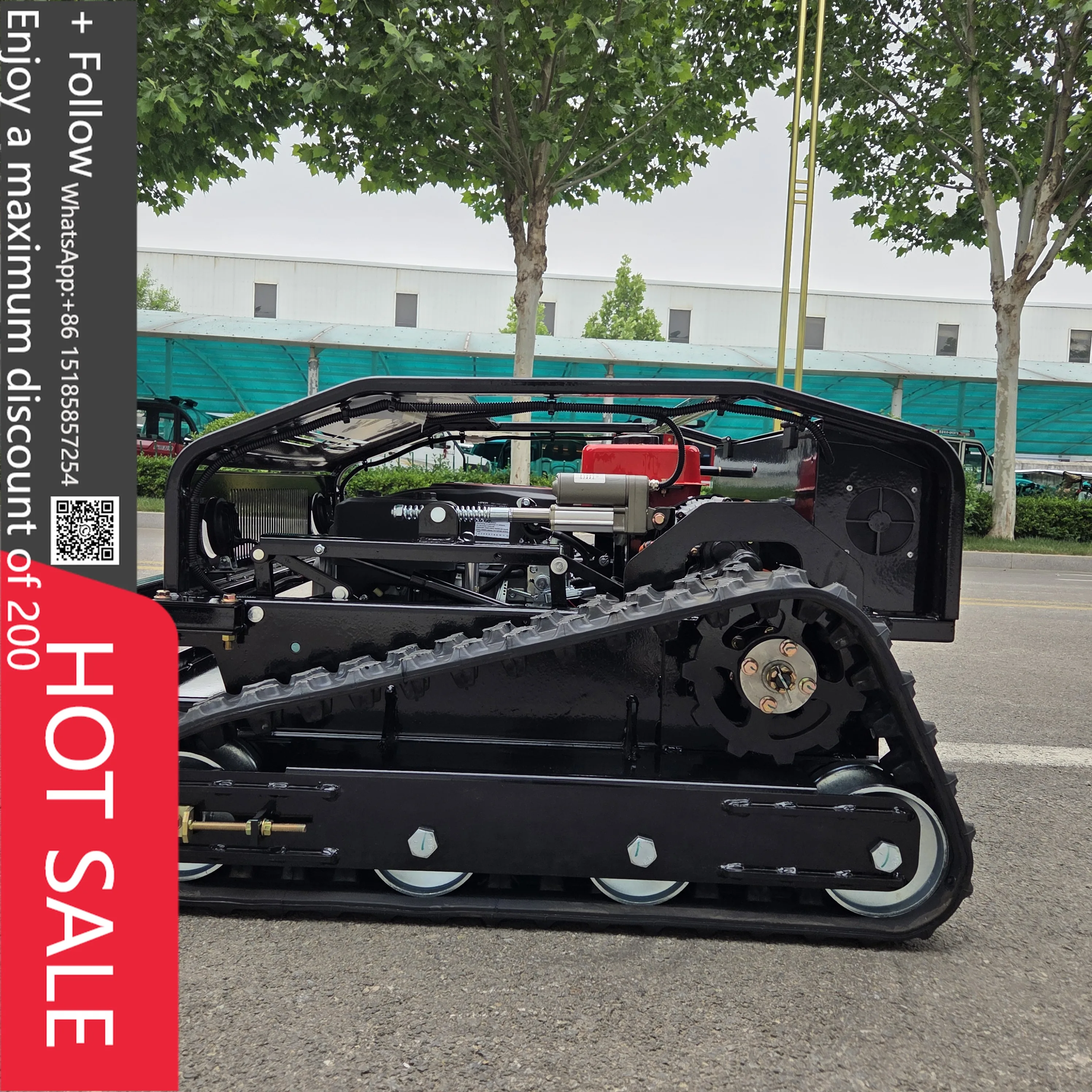 

Remote control lawn mower: crawler design, powerful power, easy mowing