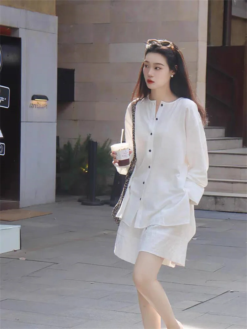 

Women's Long Sleeved Shirt Summer New Fashionable Temperament High-end Casual Top Sunscreen Shirt+Shorts Two-piece Set