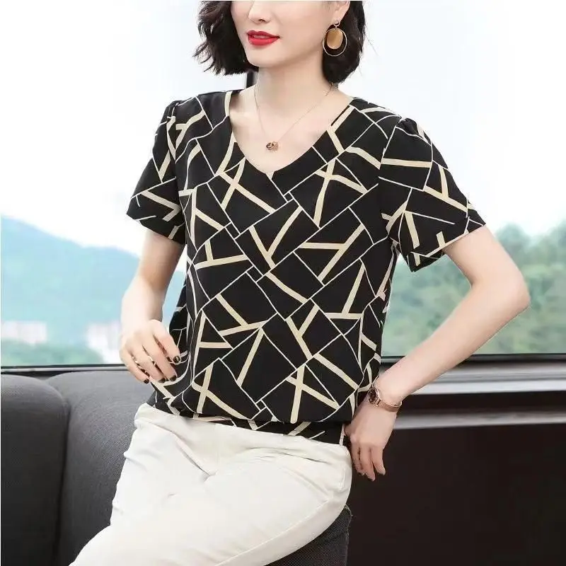 Casual Geometric Printed T-shirt Women's Clothing Vintage Loose Short Sleeve 2023 Summer All-match Round Neck Spliced Pullovers