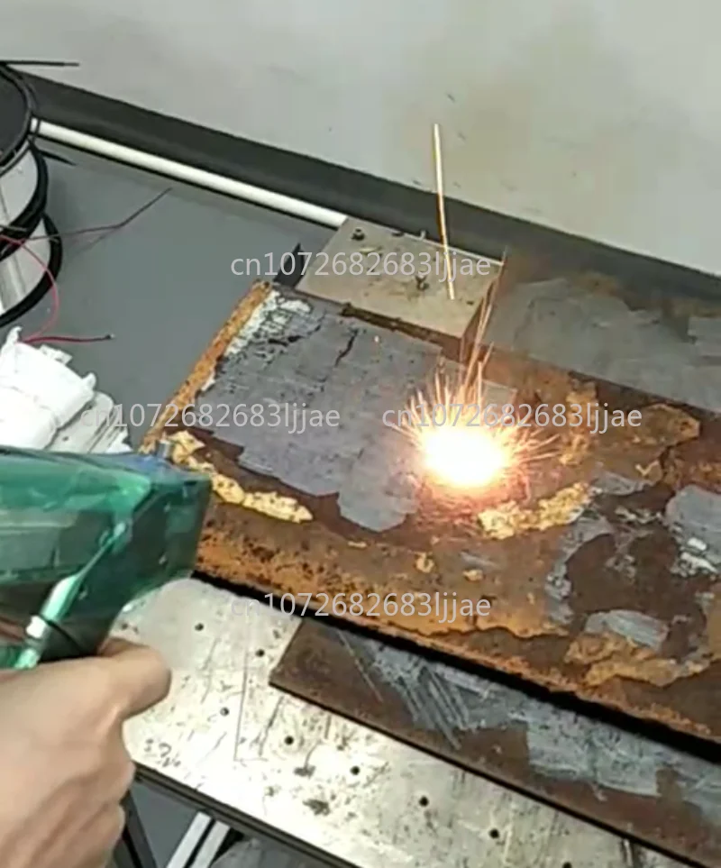 

Raycus Car boat Oxide Layer Removal CE Certificate automobile rust removal Cleaning Rusty laser cleaning machine Metal Surface