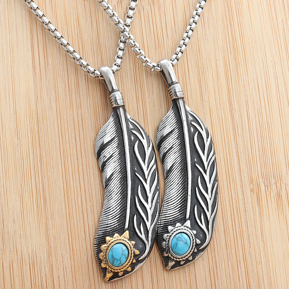 Vintage Stainless Steel Feather Necklace For Men Women Punk Biker Feather Green Stone Pendant Necklaces Fashion Jewelry Gifts
