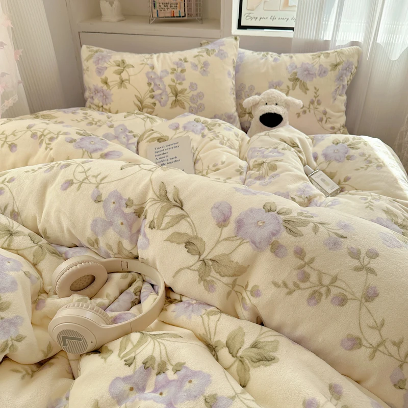 

New Class A 200-gram Milk Velvet Duvet Cover A Simple and Fresh Cartoon Retro Style Single Quilt Cover Skin-friendly Bedding