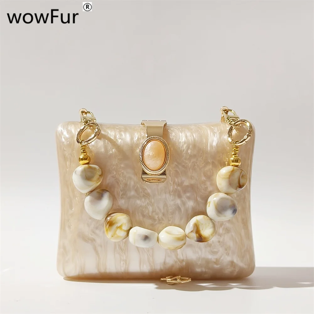 

Nude Pearl White Metal Button Acrylic Box Evening Women Evening Bag Luxury Wedding Purses Party Handbags Mini Female Day Clutch