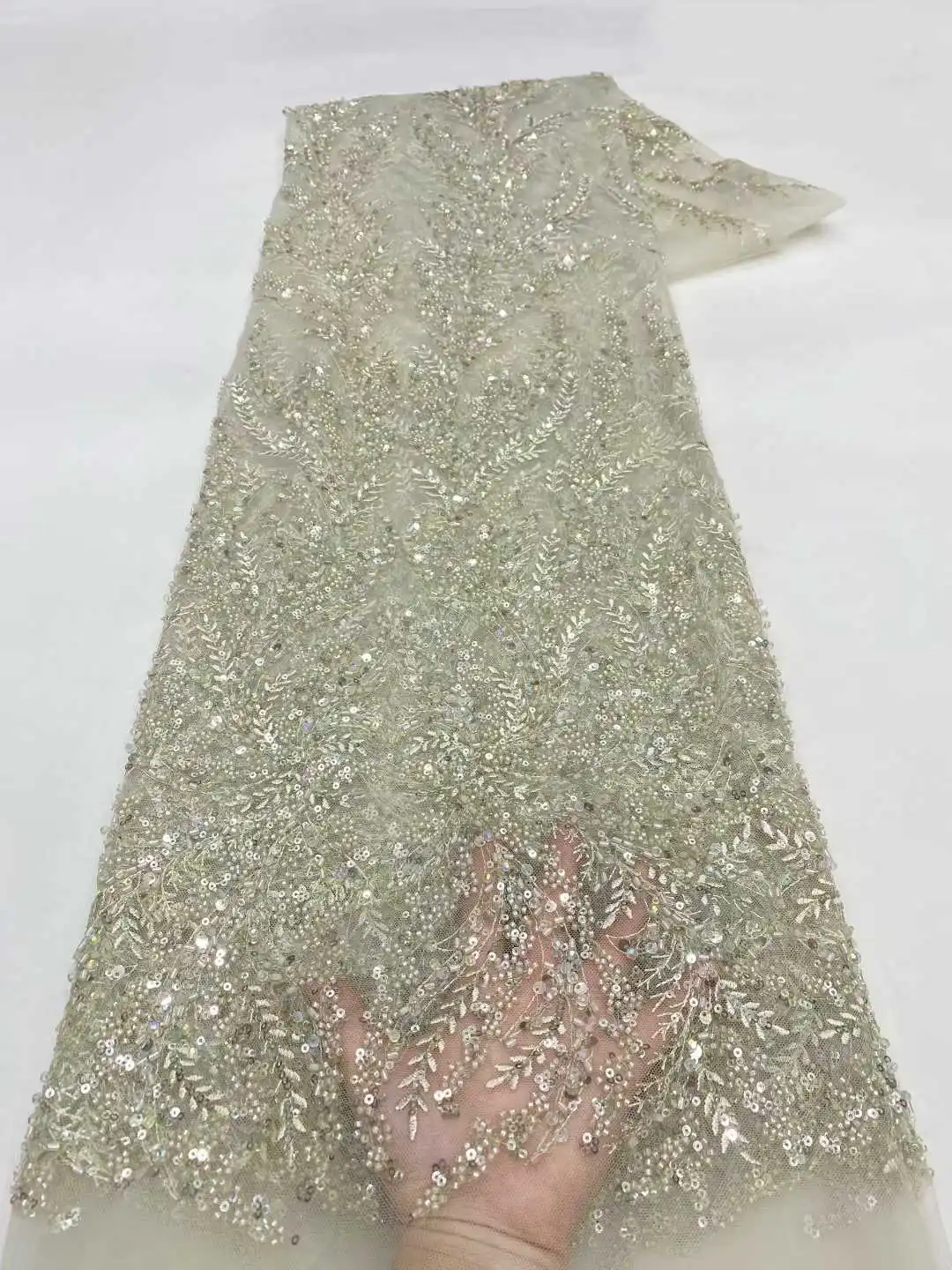 

2025 High Quality African Handmade Beaded Lace Fabirc Sewing sequins Embroidery Nigreian Lace Fabric Women Wedding Dress