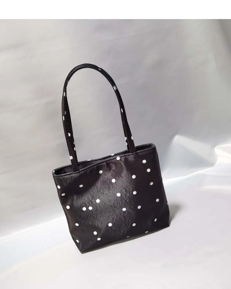 Damen Retro-Handtasche mit großem Fassungsvermögen, modische Seidensatin-Tasche mit Punkten und Streifen, quadratische Unterarmtasche, lässige Schultertasche für Pendler 2026 – Detail 9