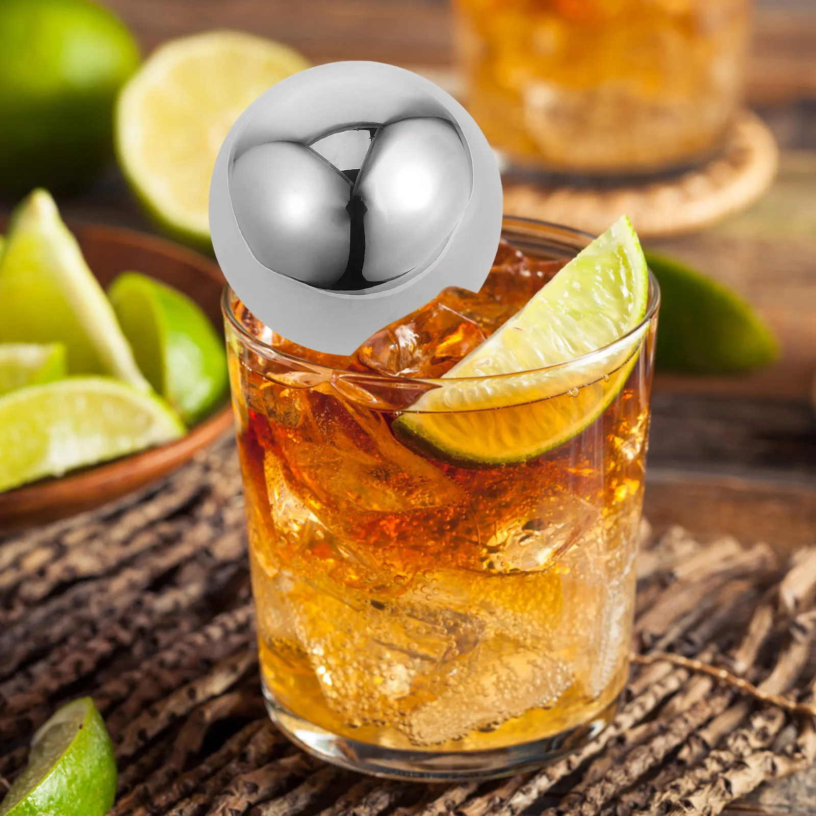 

2Pcs Stainless Steel Whiskey Ice Balls Reusable Cooling Stones Beverage Chilling Spheres for Whiskey Beer Cocktail 55mm