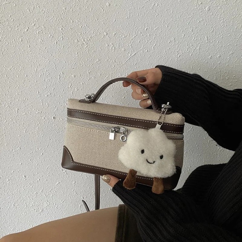 2025 حقيبة كتف جلدية للسيدات ذات علامة تجارية فاخرة جديدة مصممة شهيرة وبسيطة وأنيقة في باريس ​