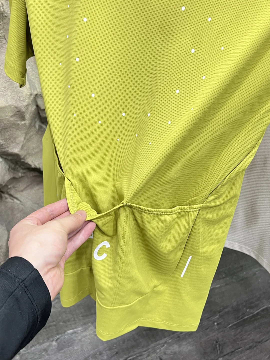 Mountain Series Outdoor Unisex Short Sleeve T-Shirt Quick Dry Multi Pocket Breathable Casual round Neck Letter Pattern