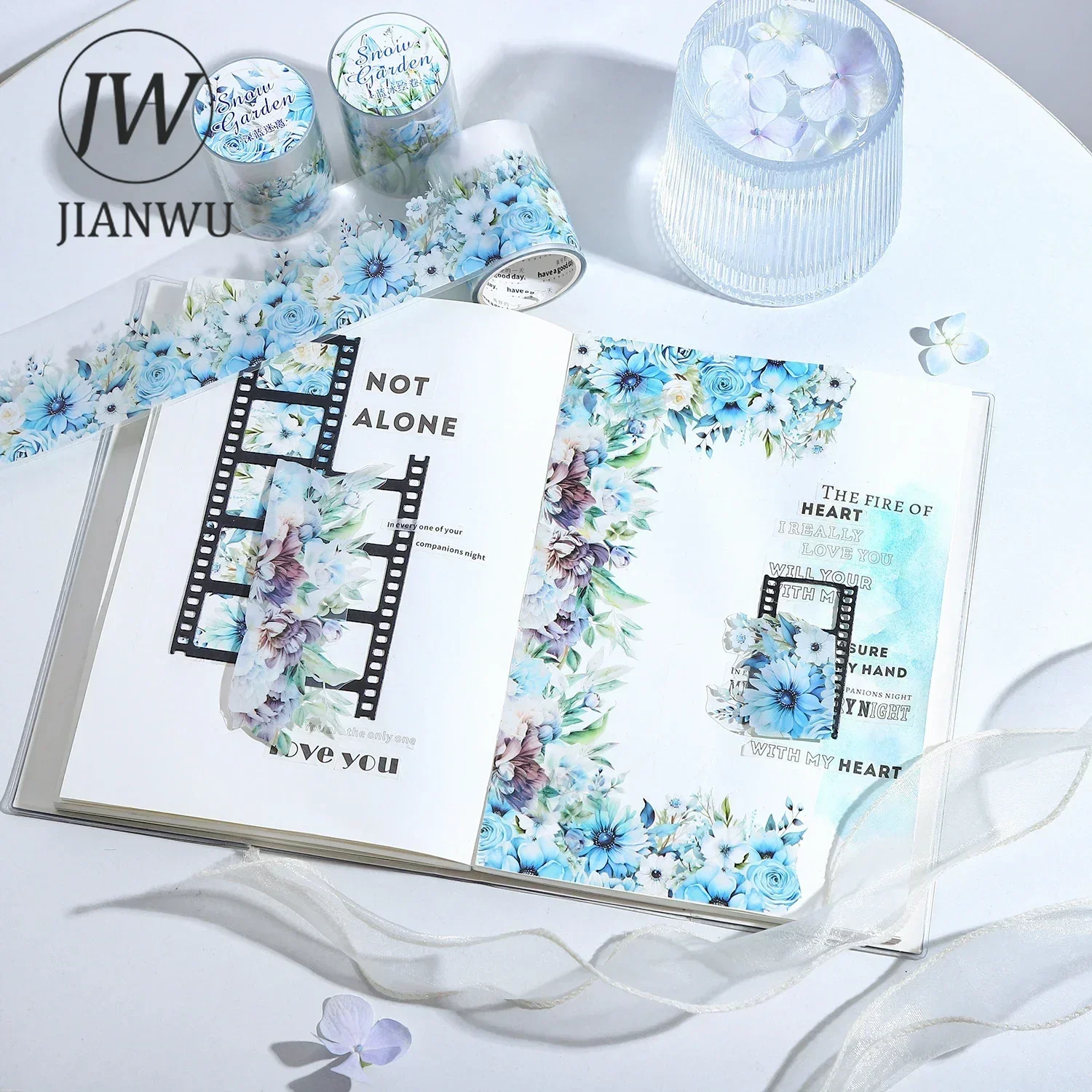 JIANWU 50mm*200cm Snowy Garden Series Vintage Plant Flower Landscaping Material Collage PET Tape Creative DIY Journal Stationery