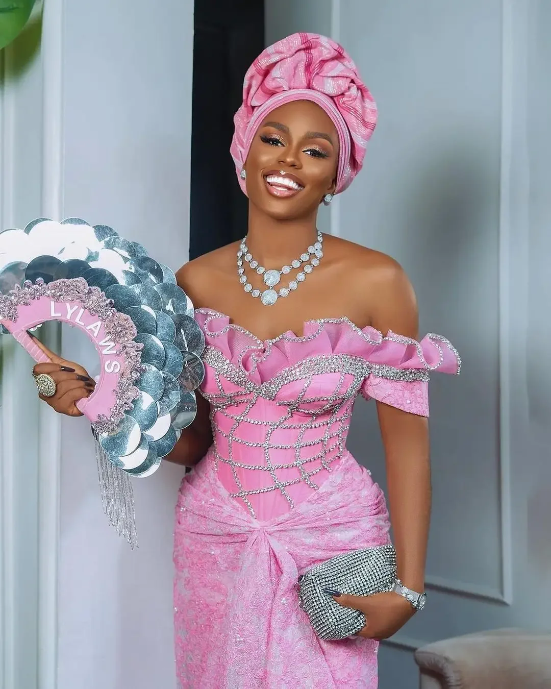 Vestidos de fiesta de noche Aso Ebi, vestidos de noche largos rosas con cuentas y hombros descubiertos, vestido Formal de encaje con cristales rectos