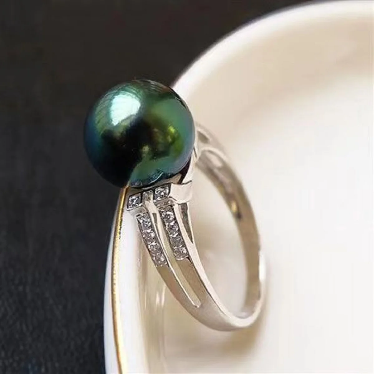 AAAA++++ 10-11mm 11-12mm Tahiti Peacock Green Pearl Open Ring Is Perfectly Round and Flawless