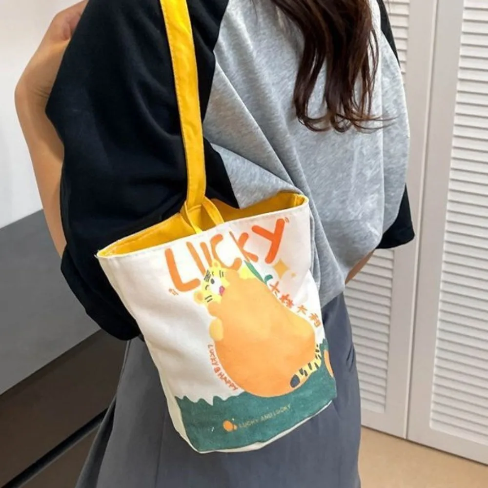 Fashion Cute Cartoon Printed Cloth Tote Bag Canvas Bucket Handbag Large Capacity Casual Lunch Bag Women Crossbody Bag Wrist Bag