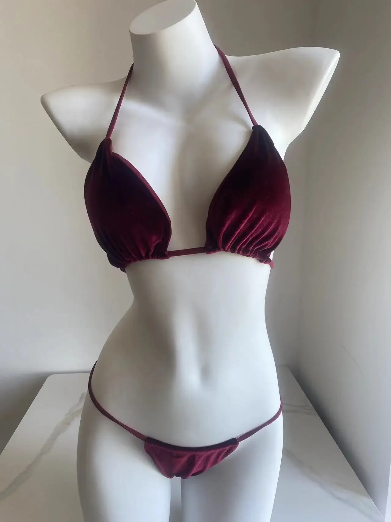 

Velvet Bikini Thong Halter Strappy Swimsuit Classic Swimwear Two Piece Women 2024 Beach Outfit Triangle Bikinis Set Bathing Suit