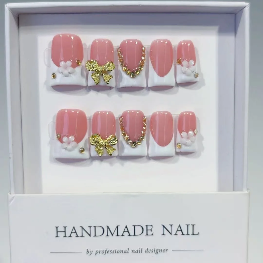 10pcs high-end Elegant and ladylike style, hand-painted three-dimensional bow, flowers, sparkling dot diamond handmade fake nail