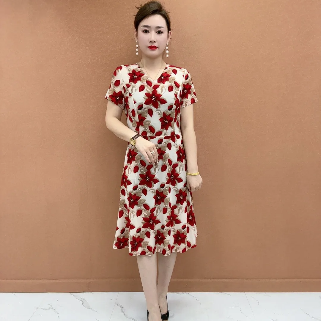 Middle Aged Mother Printed Dress With Fashionable V-neck Design Plus Size Clothing 2025 Casual Daily Loose Short Sleeved Dress