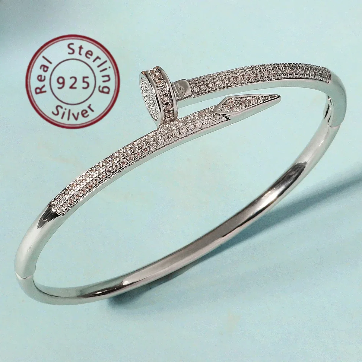 الجملة JewelryHigh الفاخرة وعالية الجودة S925 الزركون مسمار سوار مع شعور عصري وراقية - هدية عيد الأم f