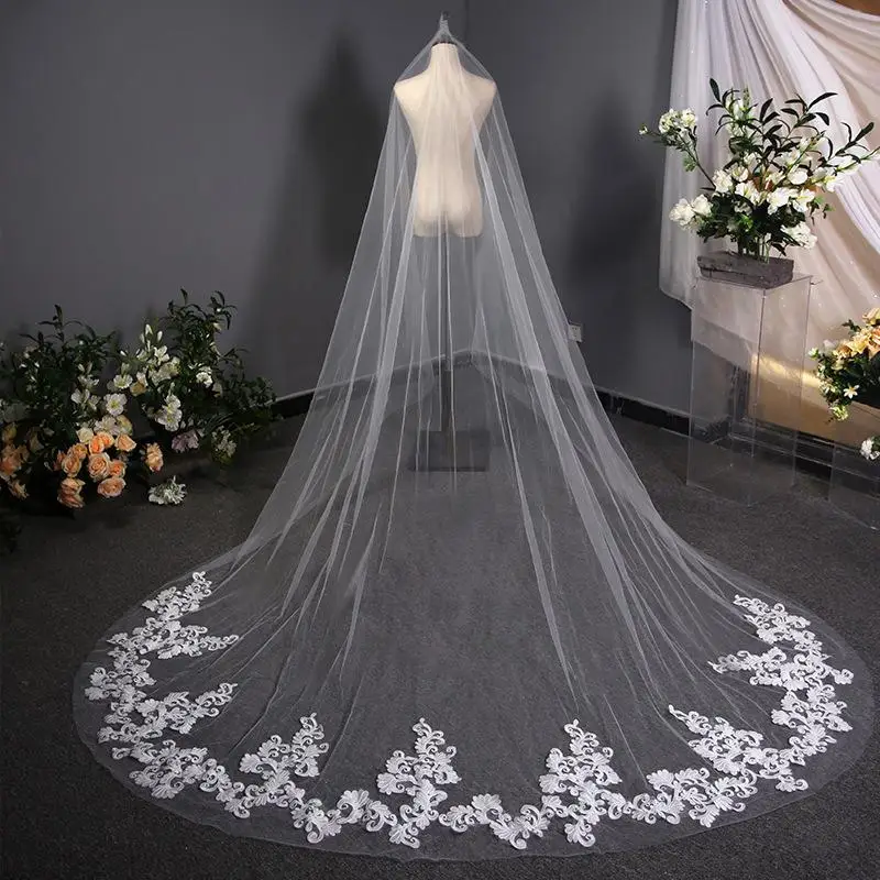 Cheap Luxurious Bridal Veils 3 Meters Real Image Wedding Accessories Ivory / White Veils for Bride Cathedral