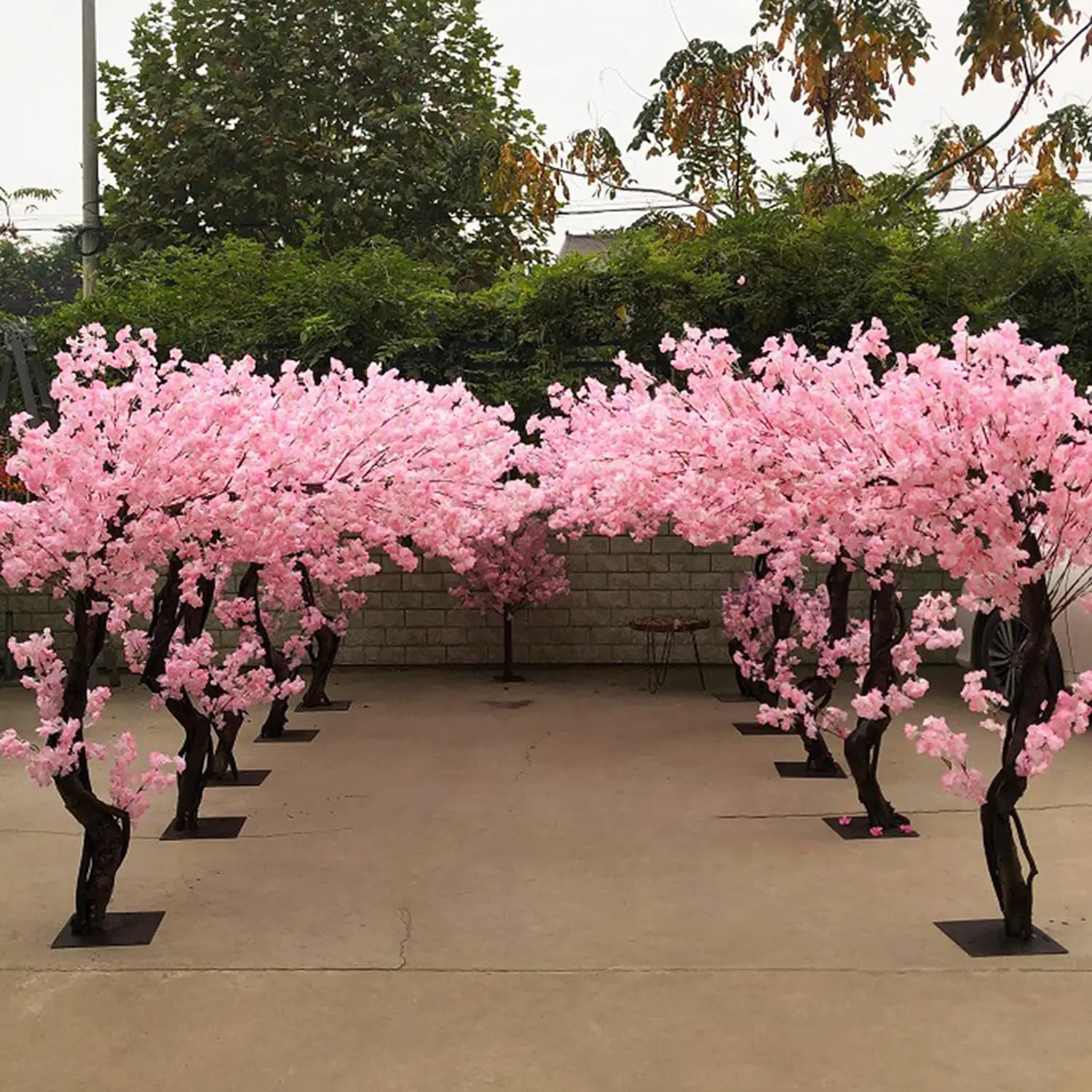 

Handmade Natural Artificial Cherry Blossom Trees, Outdoor Artificial Plants with Wooden Trunk and Pink Flowers