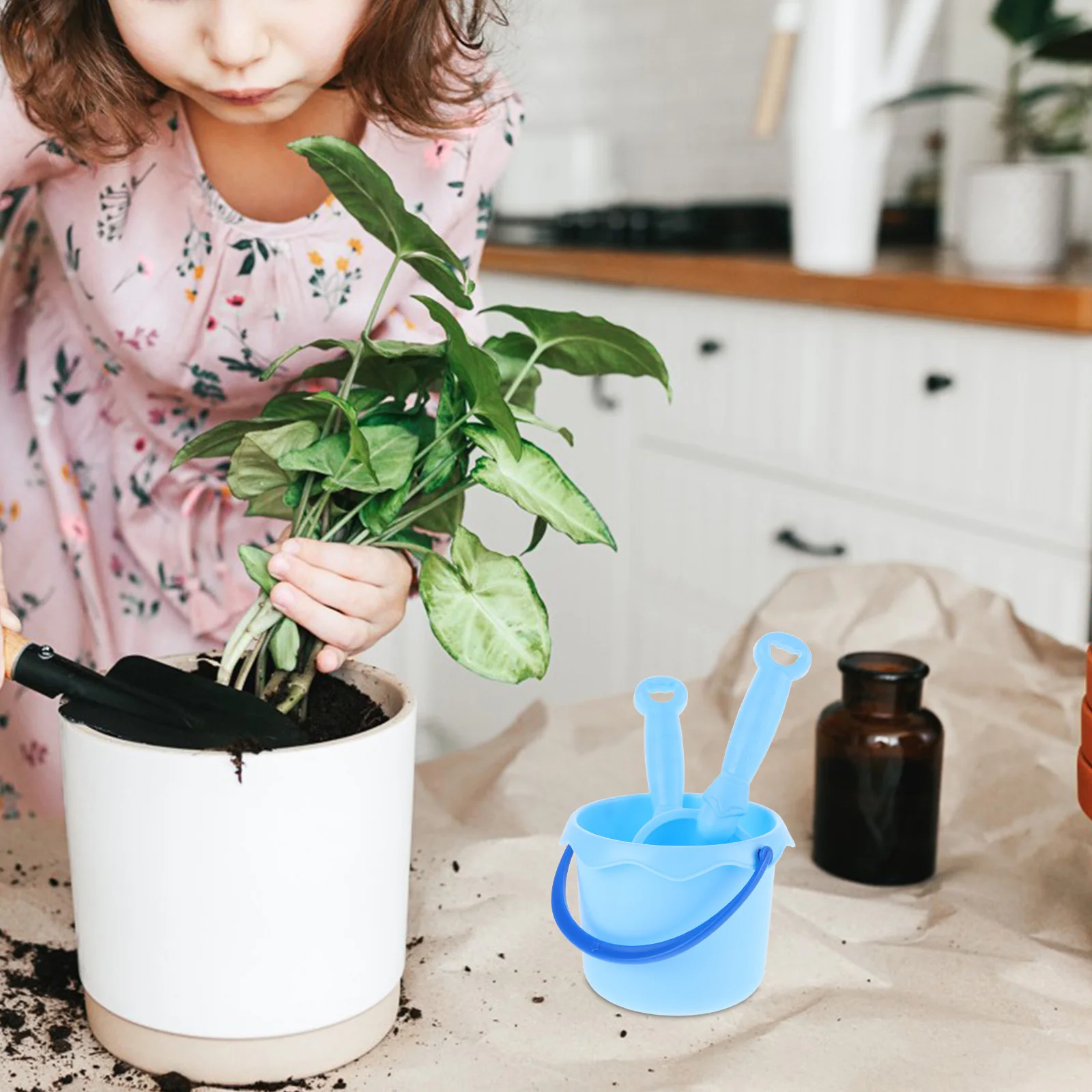 Juego de jardinería para niños, incluye pala para arena, cubo de agua, rastrillo pequeño, perfecto para jardinería y plantar al aire libre, 1 Juego