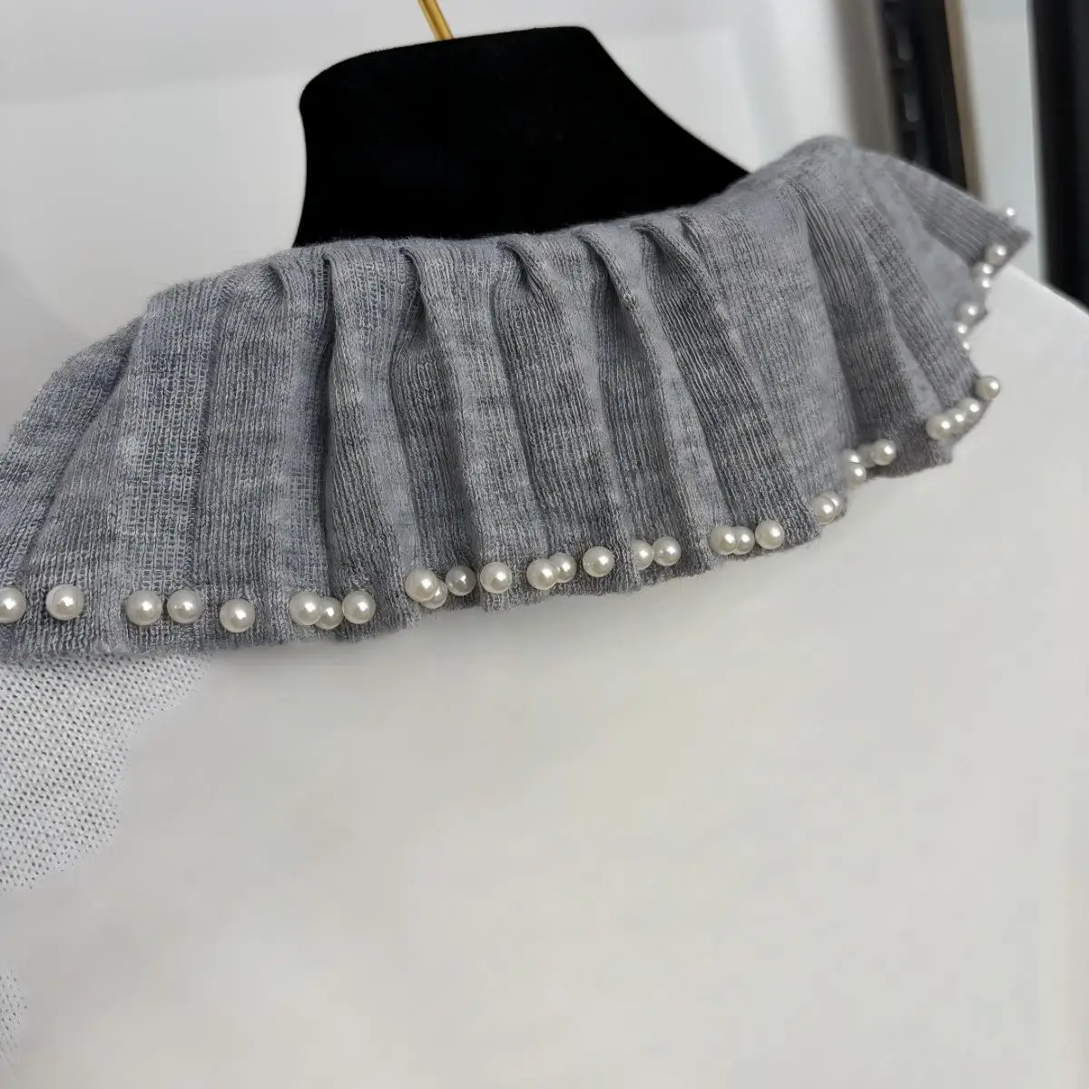 2026 high-quality women's clothing gray nail bead lotus leaf doll collar tied with gentle style knitted long sleeves--hb728