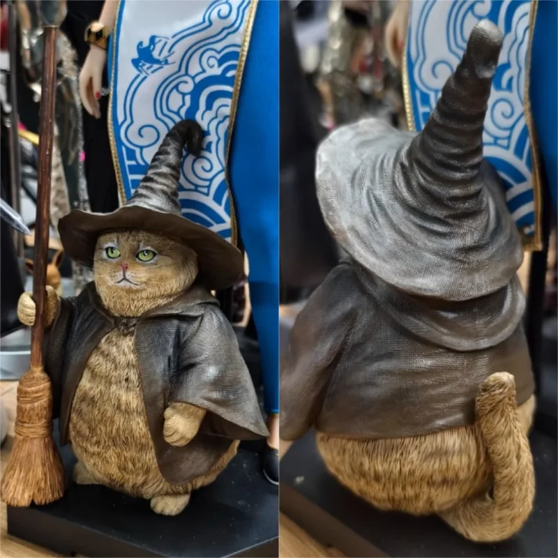 

JXK 1/6 Scale Lovely Smalle Cat Simulation Pet Animal Toys with Broom Model for 12" Action Figurine Gift Collect