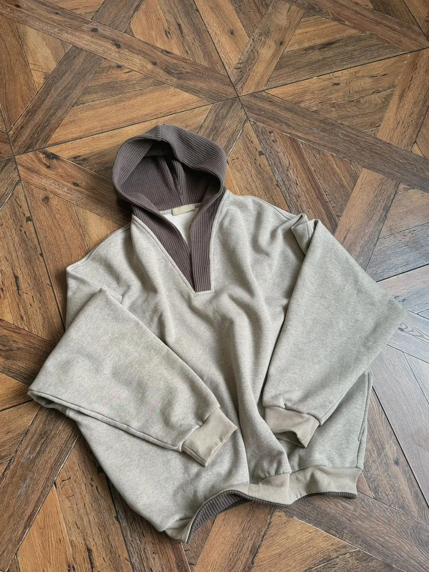 V طوق هوديي الرجال مقنعين المرقعة هوديي مع الأصفاد المرنة الخامس الرقبة ملابس الشارع الشهير لخريف شتاء الخامس الرقبة هوديي #4