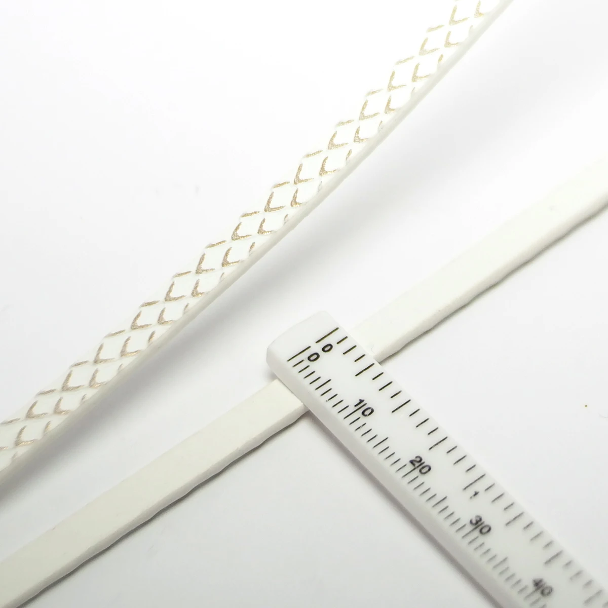 1.15meter White Leather Cord,Fish Scale Pattern Leather Strip,5mm Flat Jewelry Cord,Craft Cord Bracelet Making,Leather Hat Band