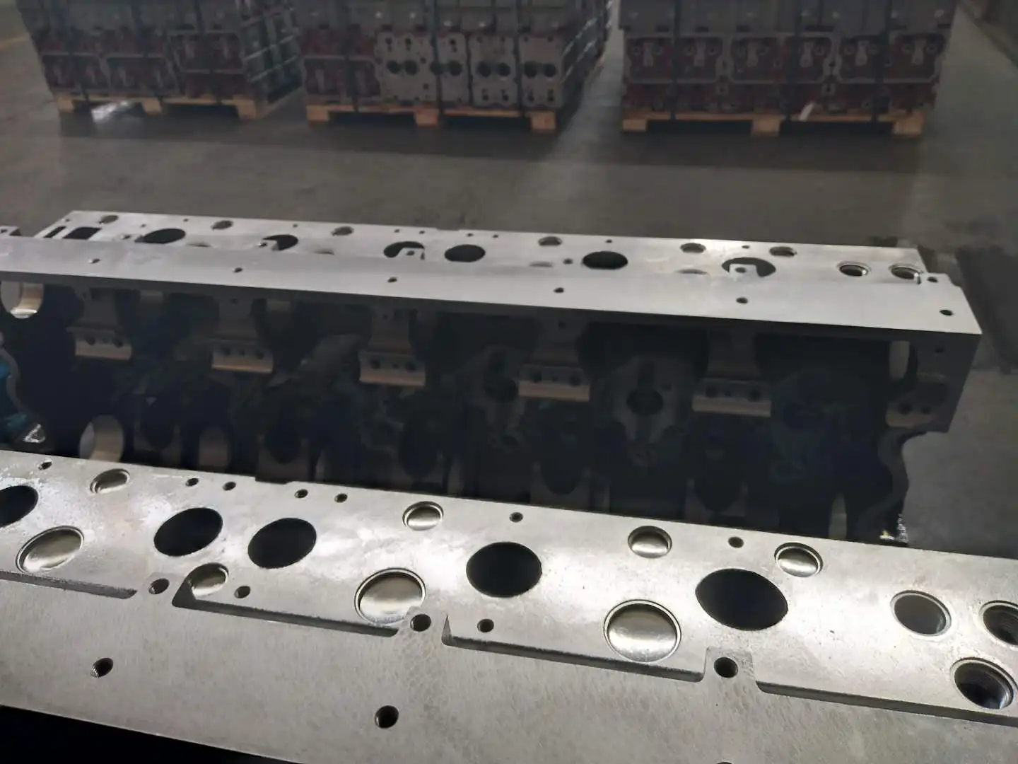 Cylinder Head Assy Cylinder Head Assembly OEM 5413782 5413784 QSX15 ISX15 For CUMMINS
