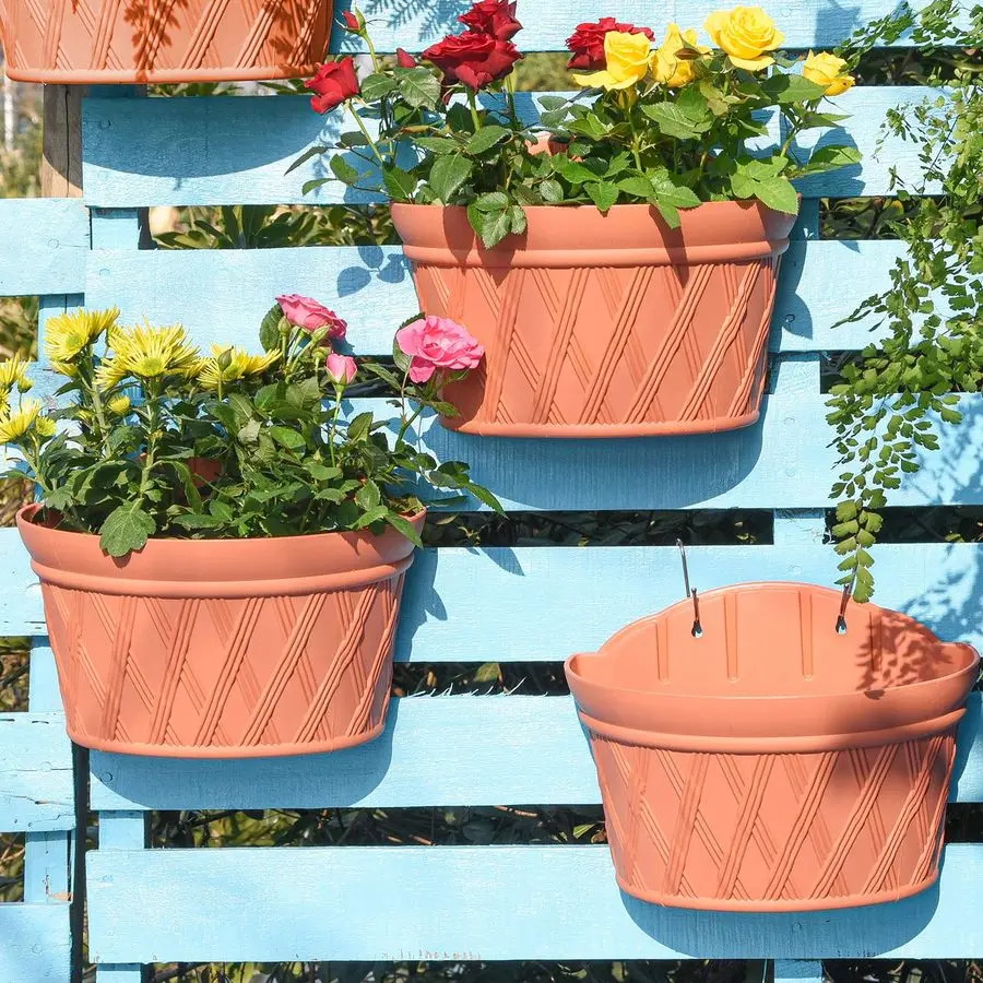 

Wall Hanging Planters,11.5 Inch Hanging Flower Pots for Railing Fence Indoor Outdoor Balcony Wall Hanging Basket, Plastic Plant