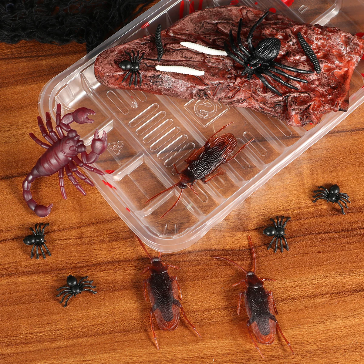 169Pcs Realistic Halloween Insects Assorted Prank Props Educational Simulated Animal Figures for Kids Parties and Entomology