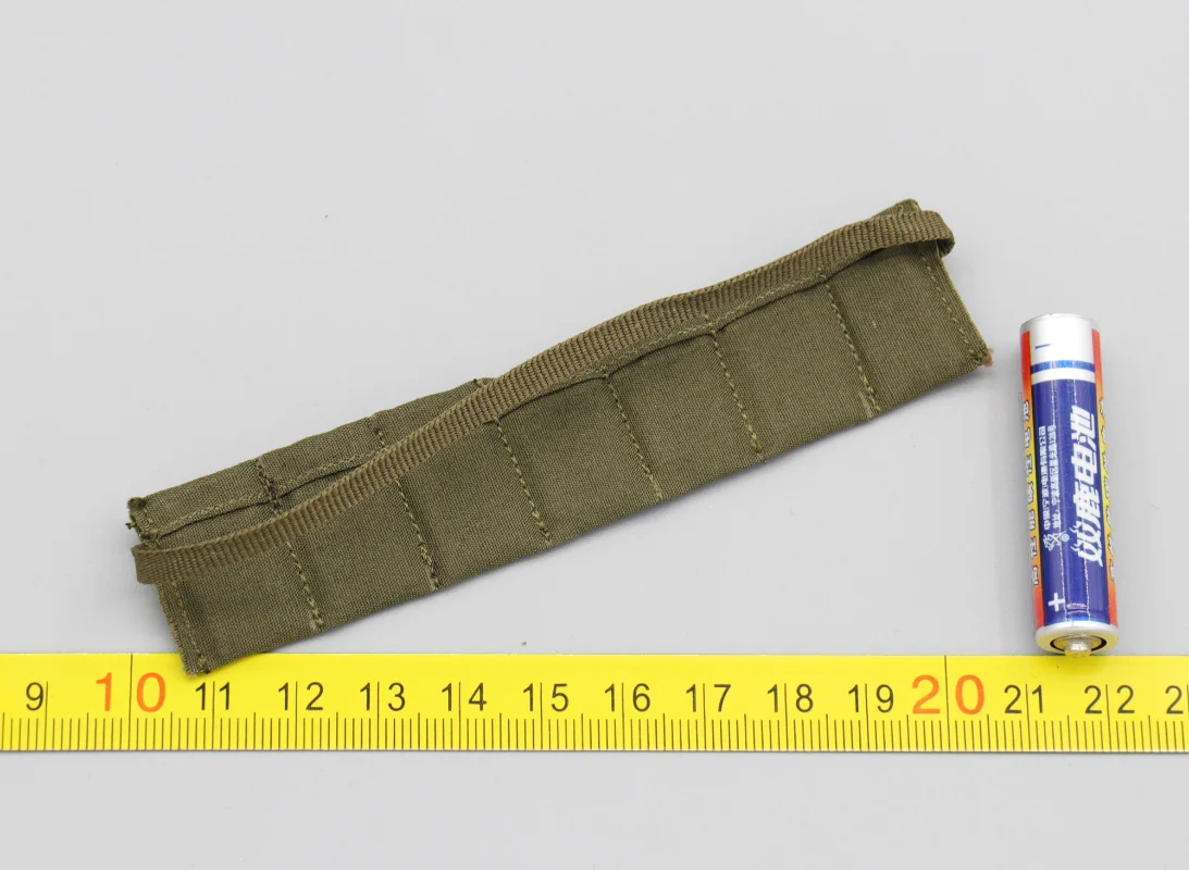 QOM-1035 1/6 Scale Soldier Ammunition Belt Model 12 '' US 101st Airborne Division