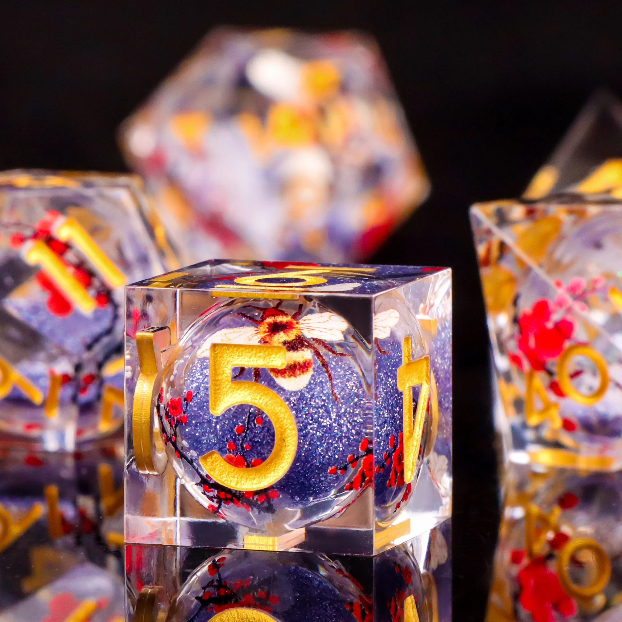 Blaues Harz-D-Würfelset, 7-teilig, polyedrische Würfel für Dungeons and Dragons, RPG-Würfel, Rollenspiele, D4, D6, D8, D10, D12, D20 – Detail 10