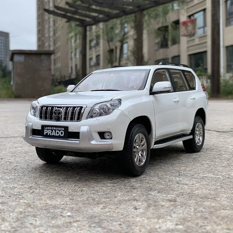รถโมเดล SUV แลนด์ครุยเซอร์ ปราโด ขนาด 1/18 ทำจากโลหะผสม สำหรับเด็กผู้ชาย ของเล่นสะสม