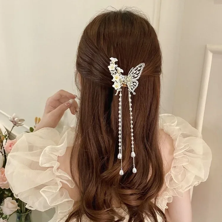 Butterfly Tassel Pearl Hair Claw Red Flower Festival Hairpin for Girls Ponytail Hair Clips Crab Women Fashion Accessories Gifts