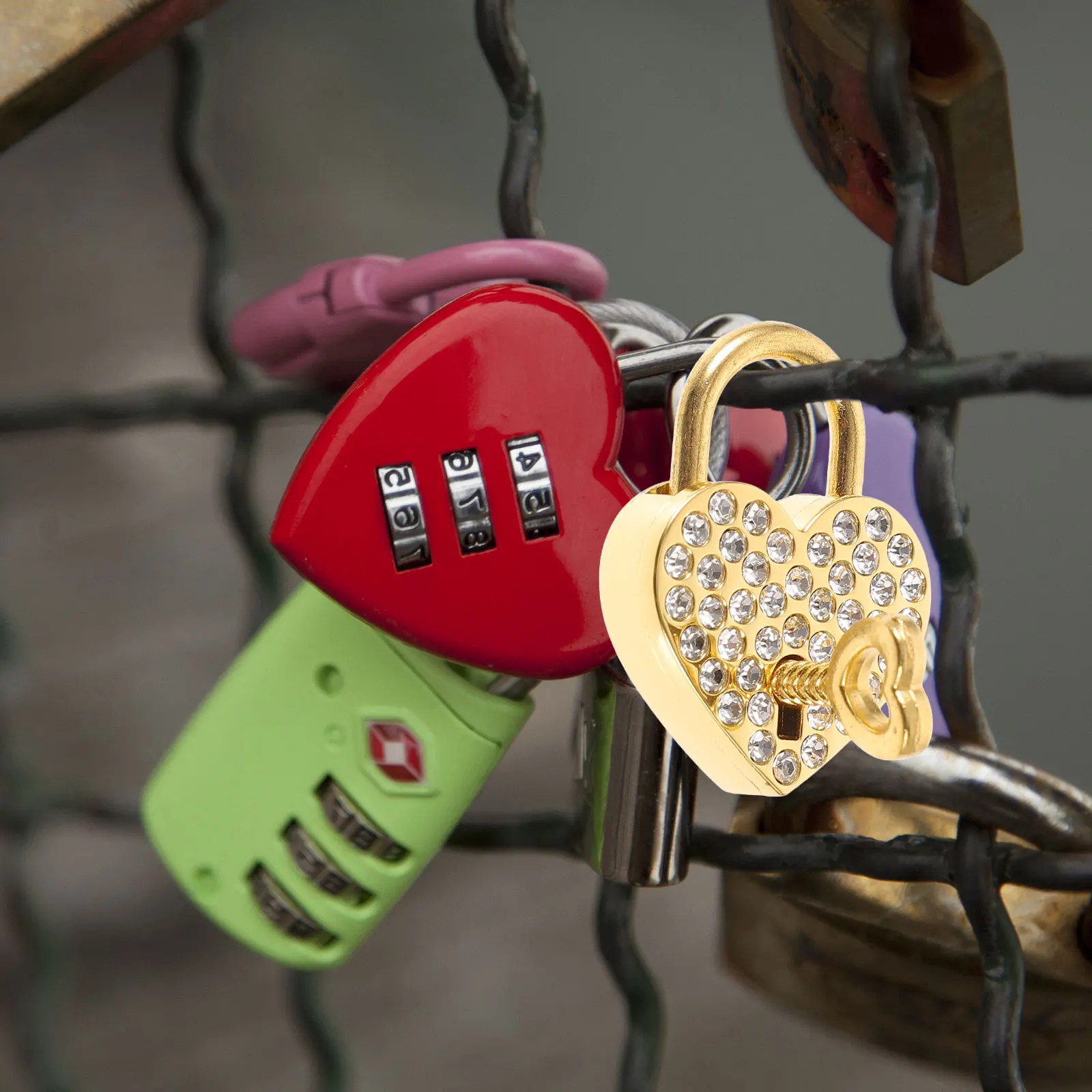 

2pcs Rhinestone Heart Love Lock With Keys Lock for Luggage Diary Handbags Scenic Spot Wishing Locks Heart Padlock Small
