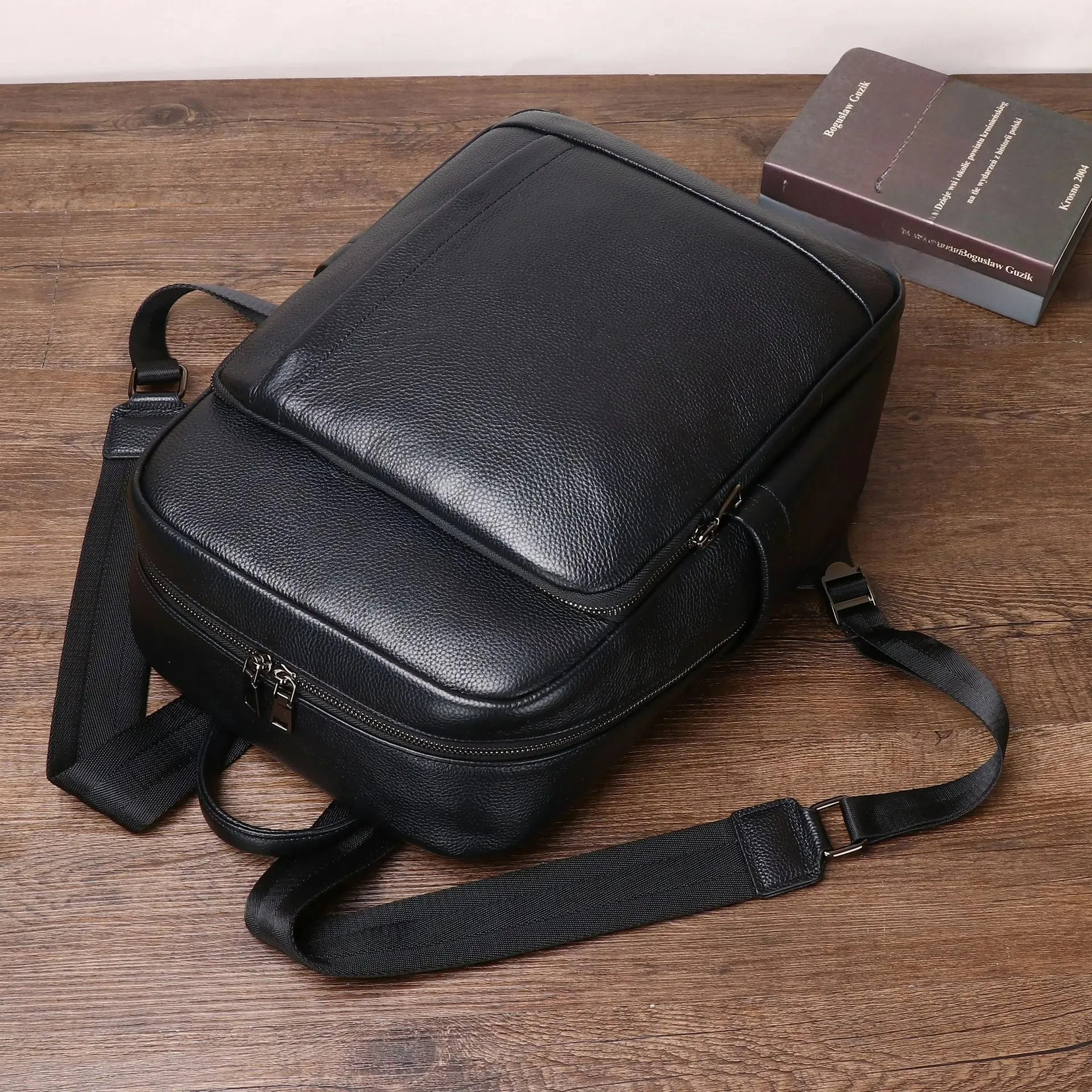

2027 New Brand Natural Cowskin Genuine Leather Men's Backpack Fashion Large Capacity Shoolbag Boy Laptop Backpack Computer Bag