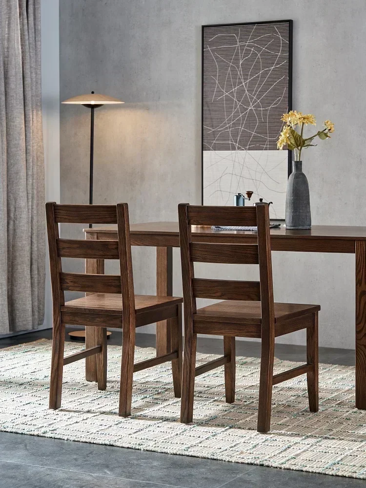 Sedie da pranzo moderne per mobili da sala da pranzo in legno massello di quercia in stile minimalista