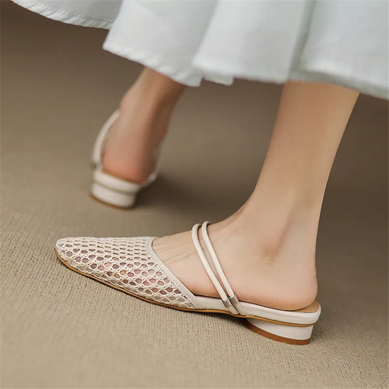 

New Summer Sandals Fashion Hollow Out Concise Sandals Round Toe Sandals for Women Handmade Women Sandal Low Heels Slippers