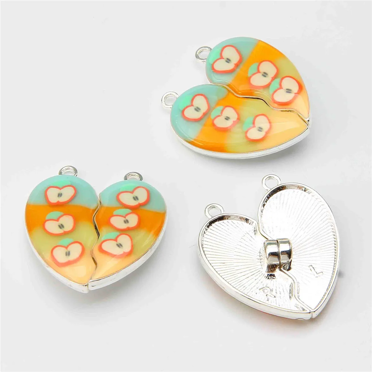 15 مجموعات الساخن بيع نجمة القمر الشمس ثلاثة أشخاص الربط قلادة صديق جيد إكسسوارات عقد الشركة المصنعة بالجملة #3