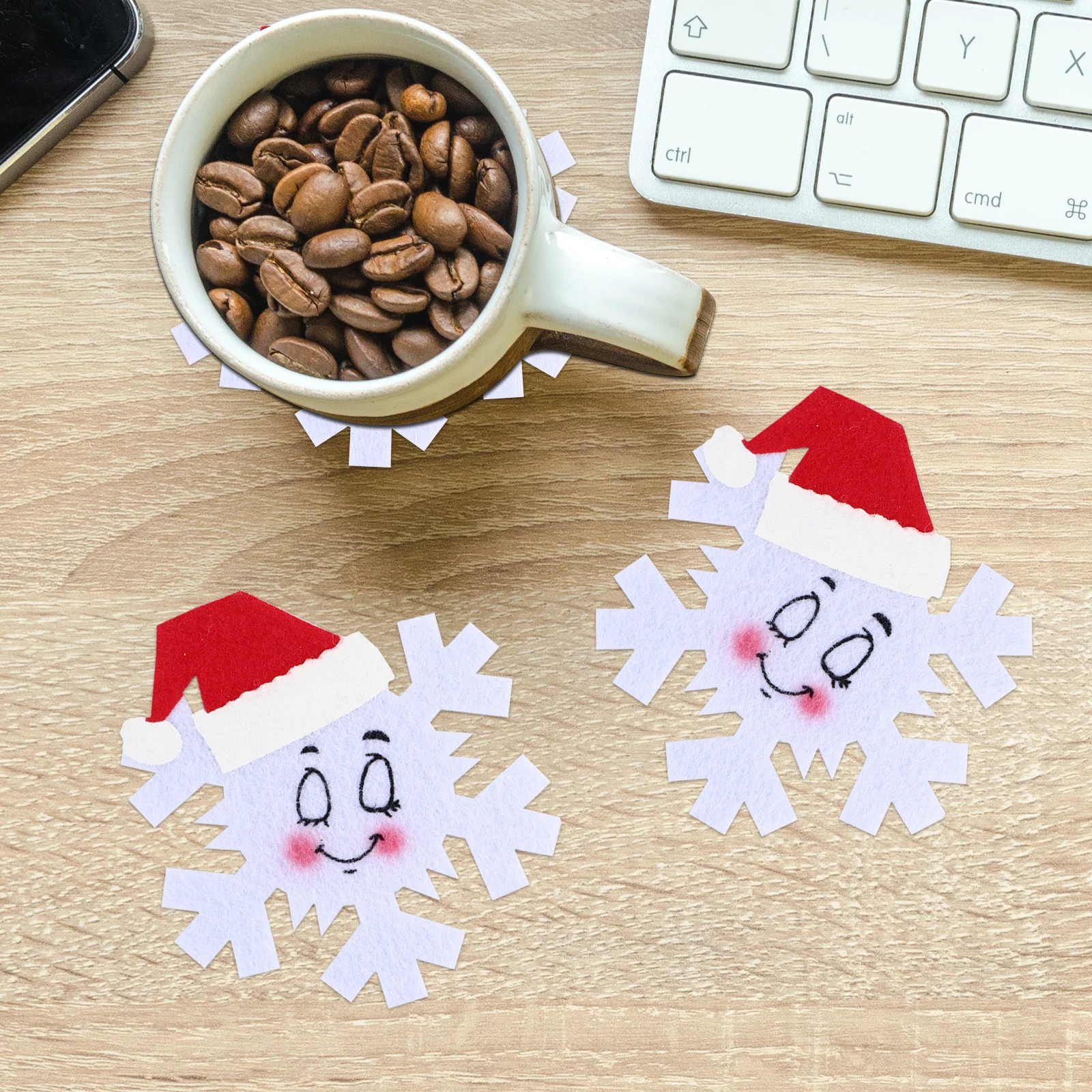 

10 шт. подставки в виде снежинок, фетровые теплоизоляционные коврики для чашек, нескользящие для домашнего офиса, праздника, Рождественского декора стола, Рождественский подарок