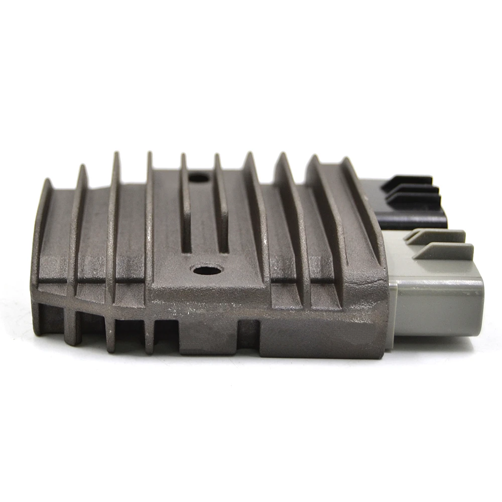 For Triumph Rocket III Classic Tour 2-Tone 2008 2009 Motorcycle regulator rectifier view 3