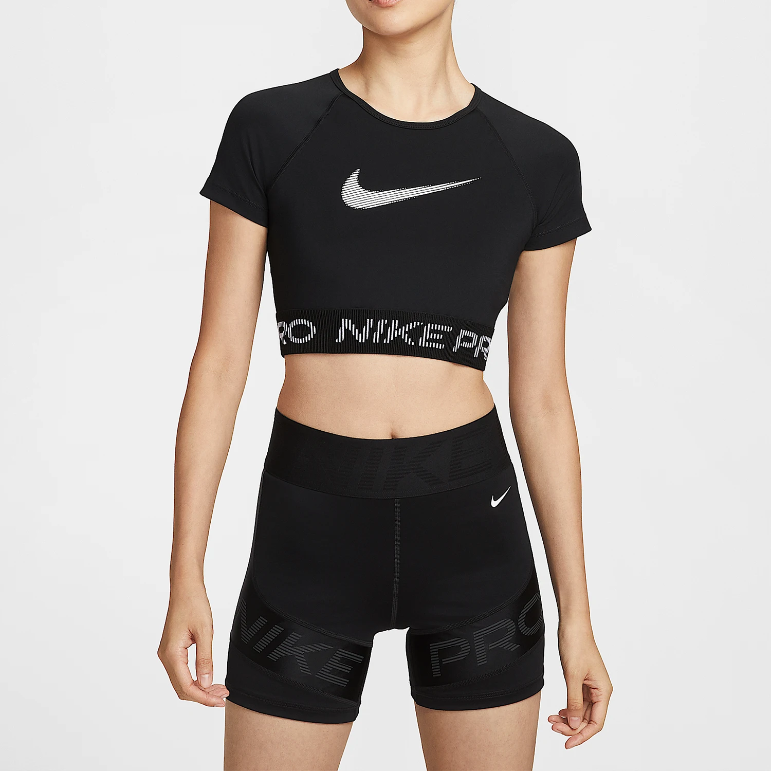 

Nike Genuine Dri-FIT Women's Cropped Training Print T-Shirt HV3674-010