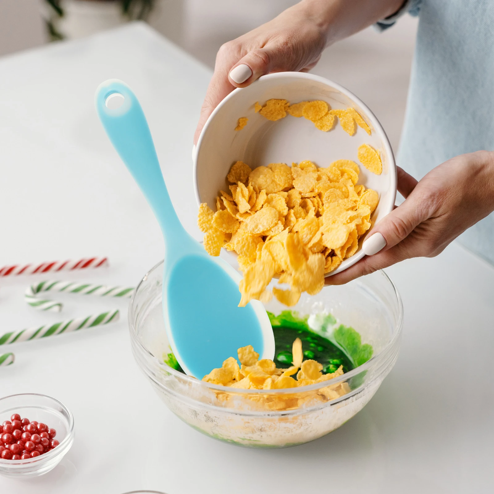 

2pcs Silicone Rice Spoon Set Wear-Resistant Reusable Non-Stick Easy Clean Kitchen Paddle For Home Restaurant Daily Use Supplies